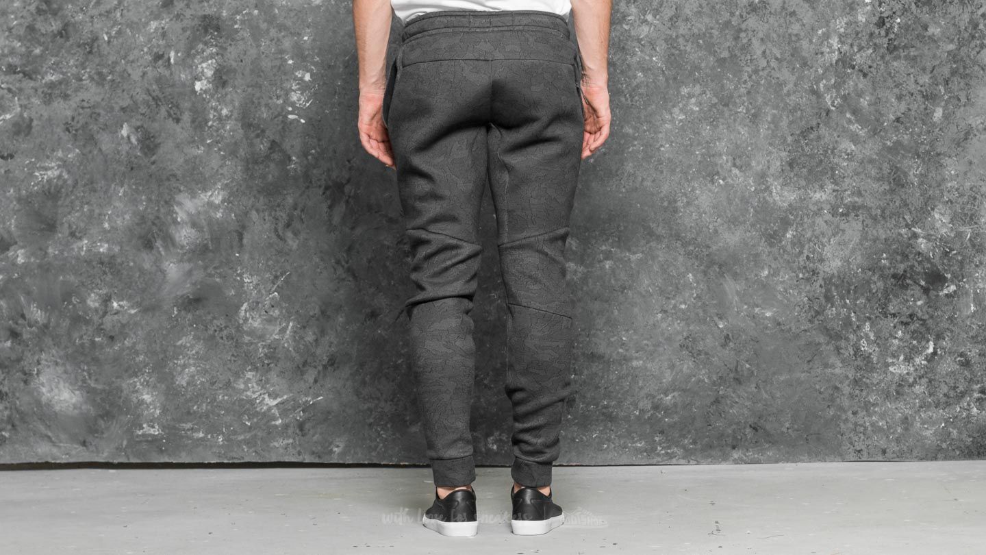 Nike tech 2025 fleece jacquard pants