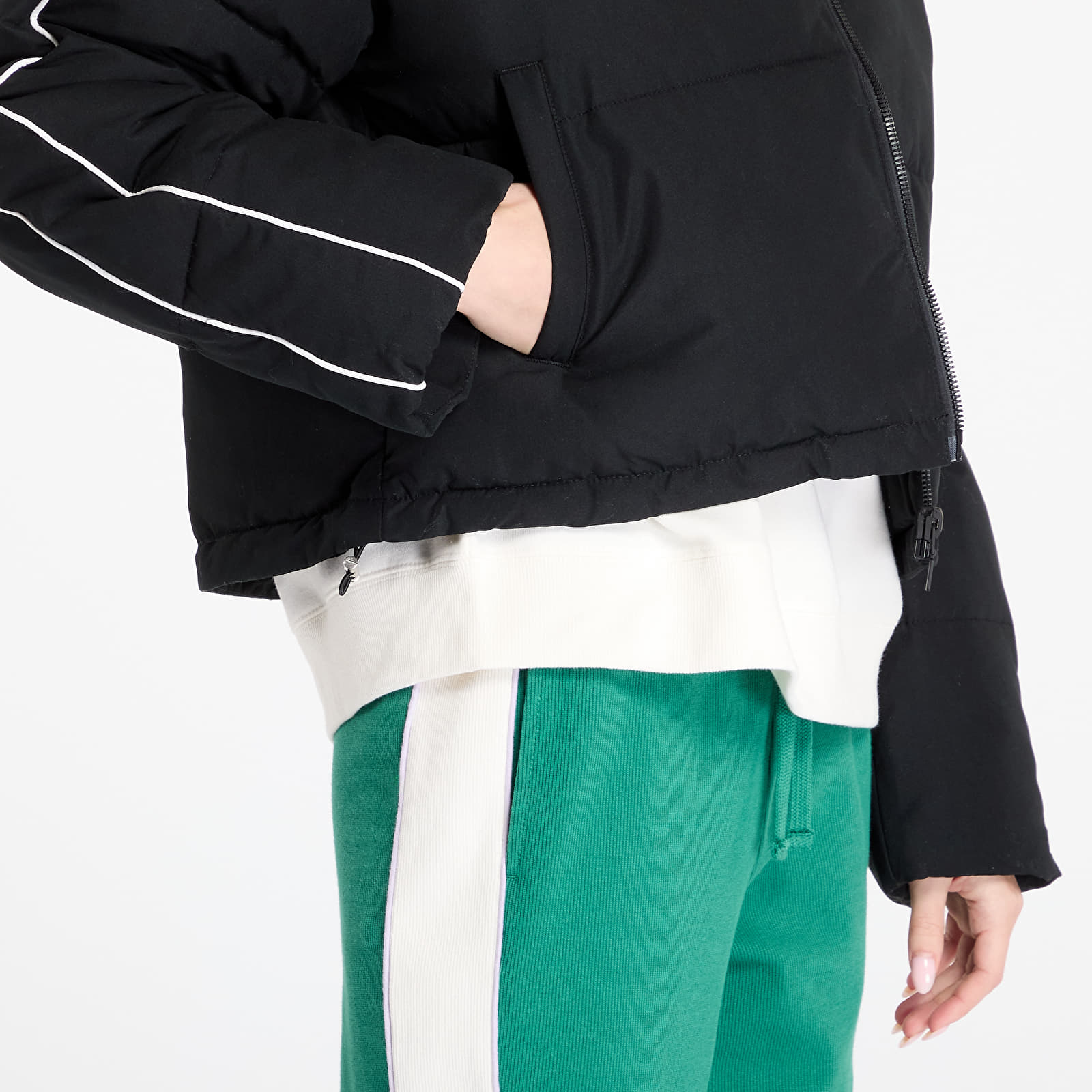 Naisten takit Ellesse Ksamil Jacket Black