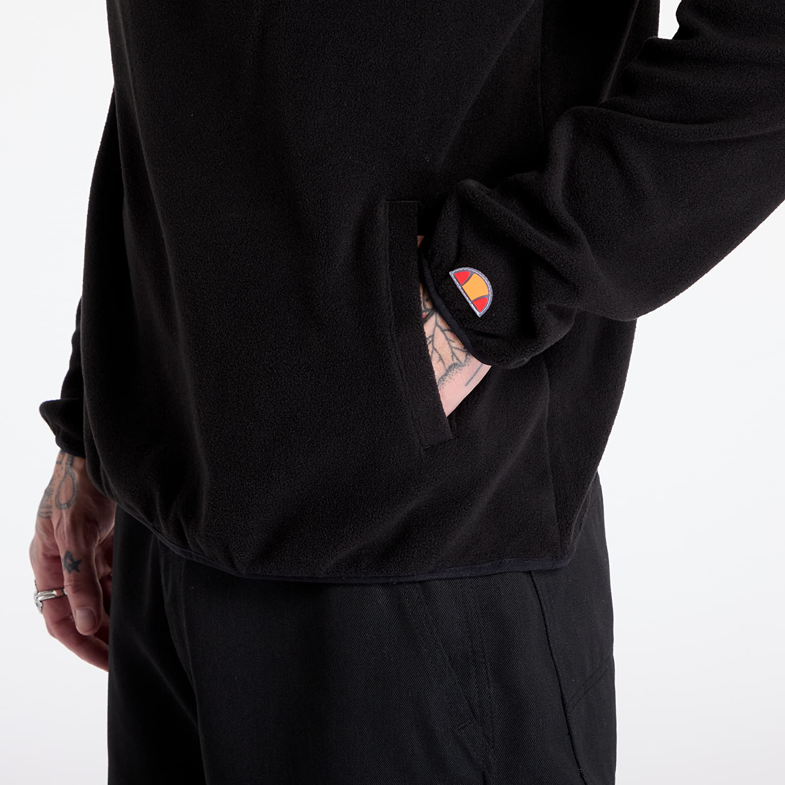 Meeste jakid Ellesse Hossu Oh Jacket Black/ Blue