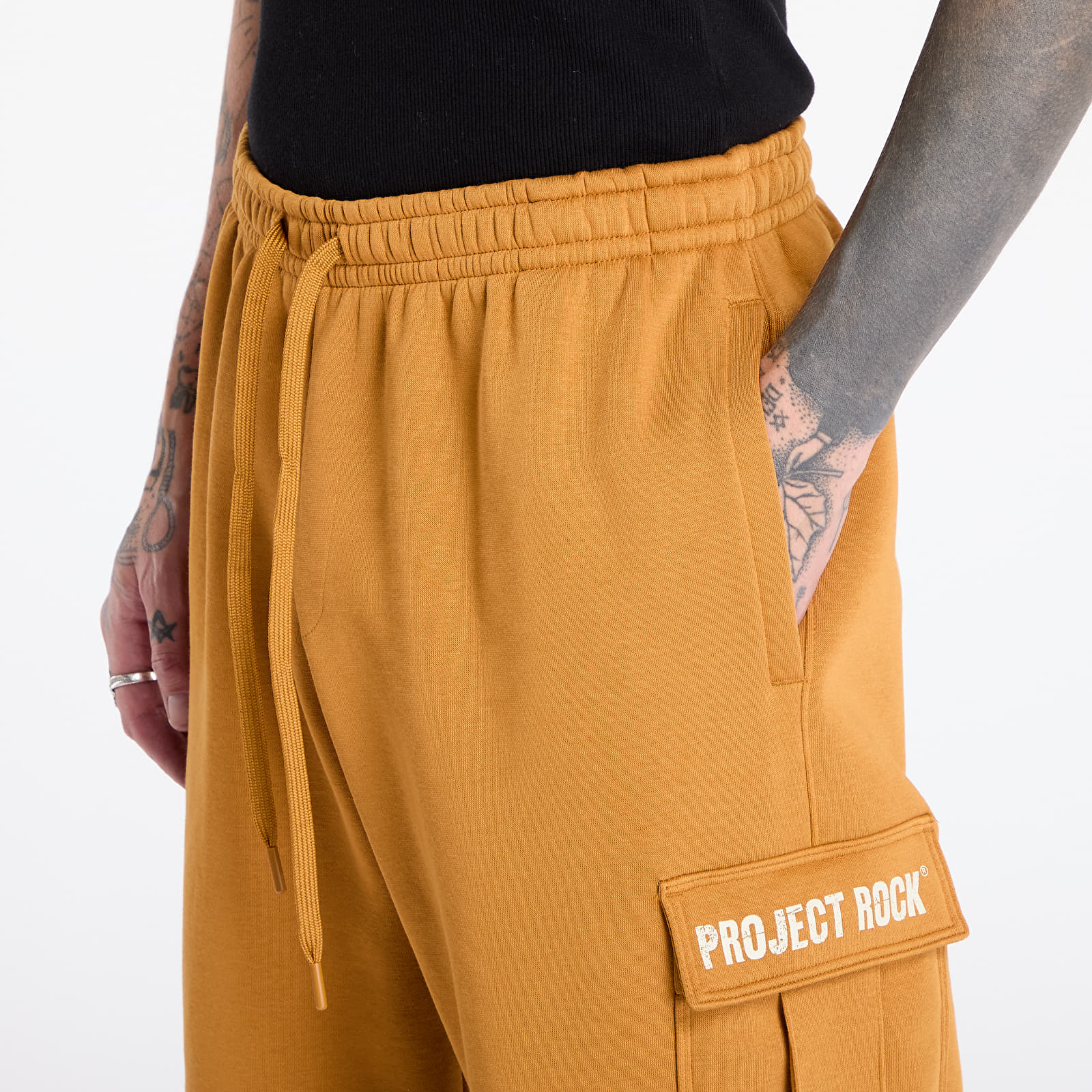 Jogginghosen für Männer Under Armour Project Rock Icon Fleece Pant Tools Yellow Ochre/ Silt