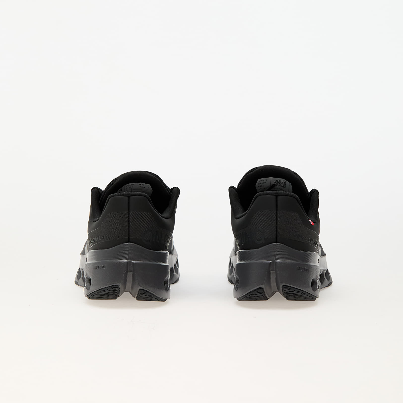 Naiste jalatsid On W Cloudsurfer Next Wide Black/ Eclipse