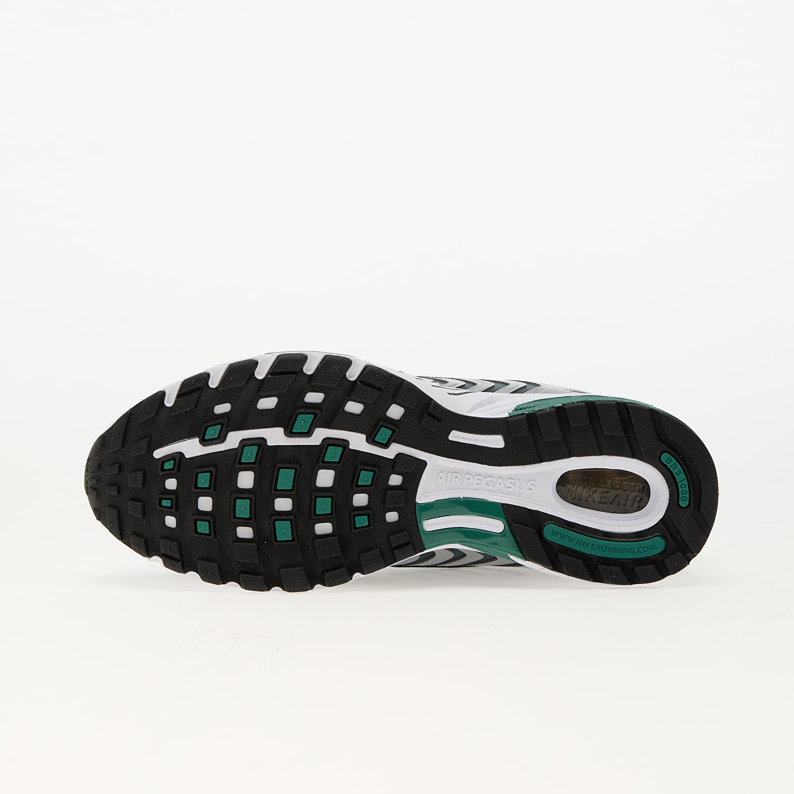 Chaussures et baskets homme Nike Air Pegasus 2005 Metallic Silver Bicoastal Black White Footshop