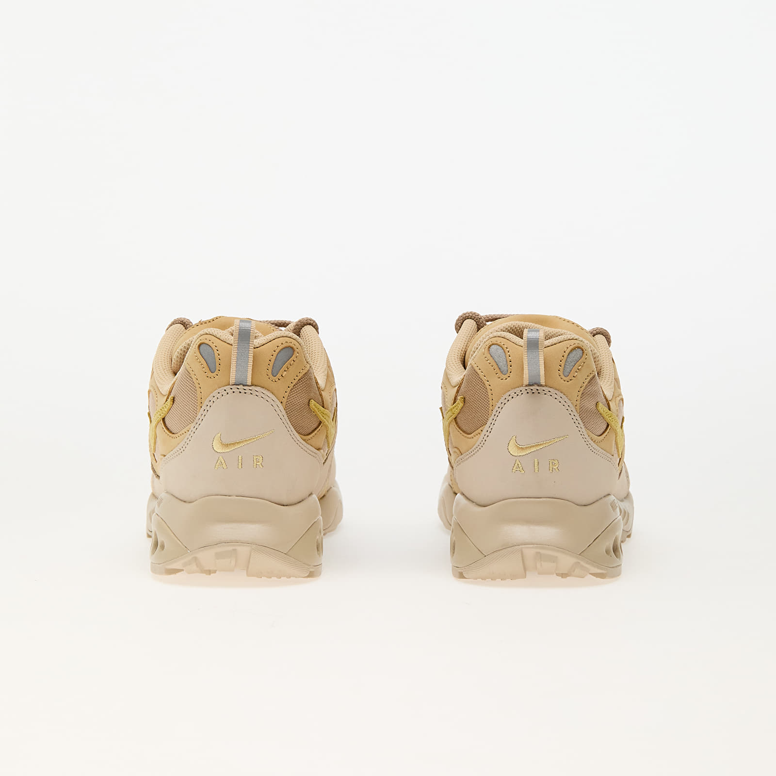 Men's shoes Nike Air Terra Humara SP Sesame/ Saturn Gold-Sanddrift