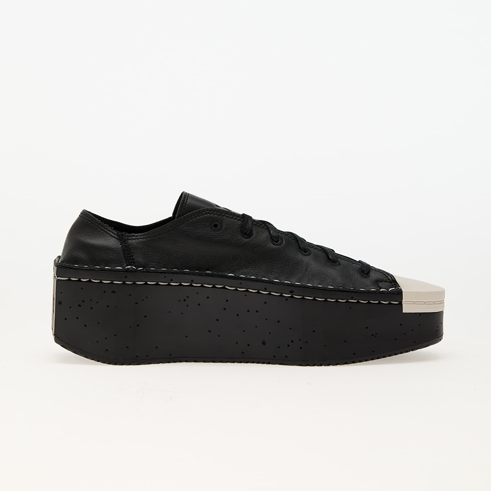 Férfi cipők Y-3 Kyasu Lo Black/ Black/ Chapea