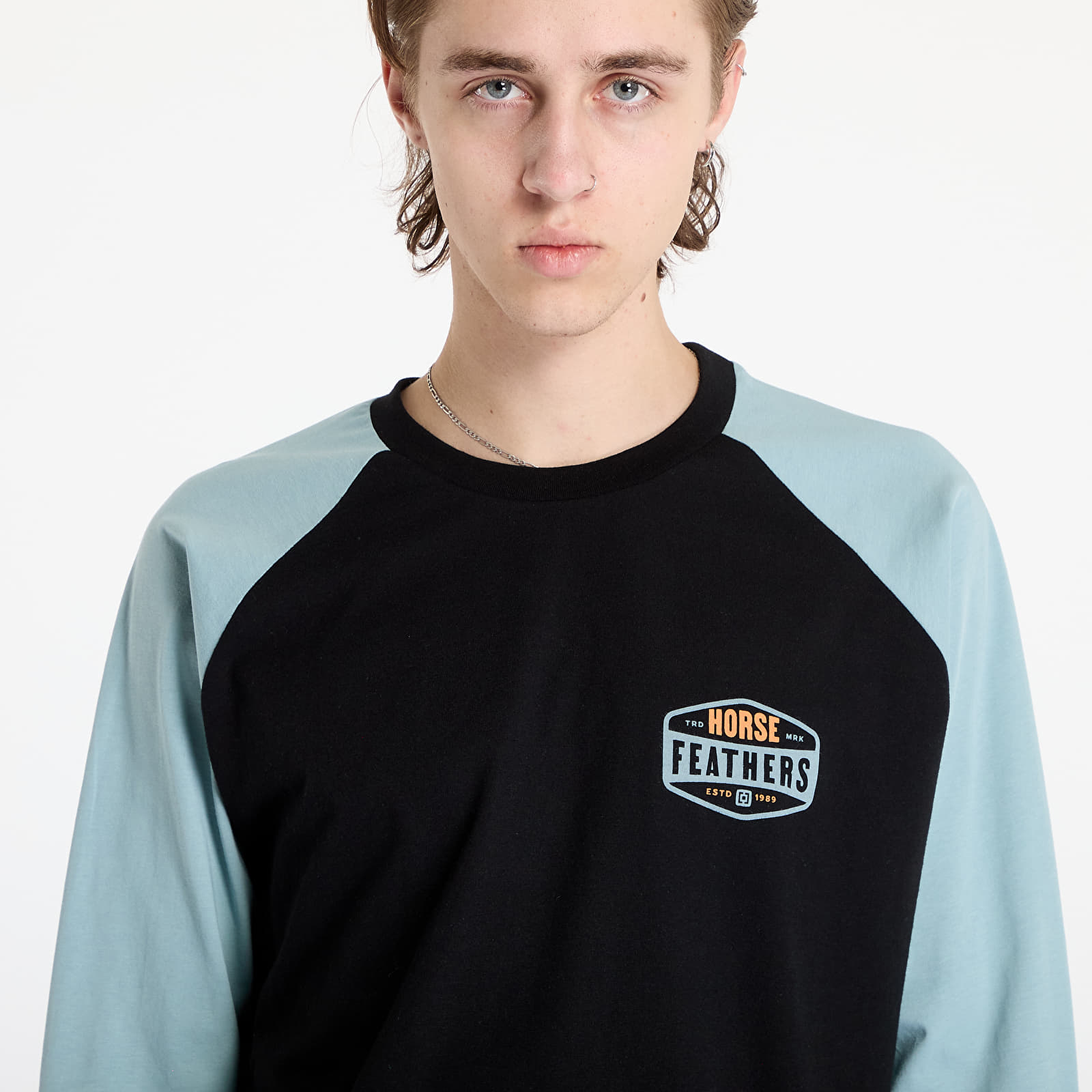 Männer T-Shirts Horsefeathers Hexagon II Raglan T-Shirt Black