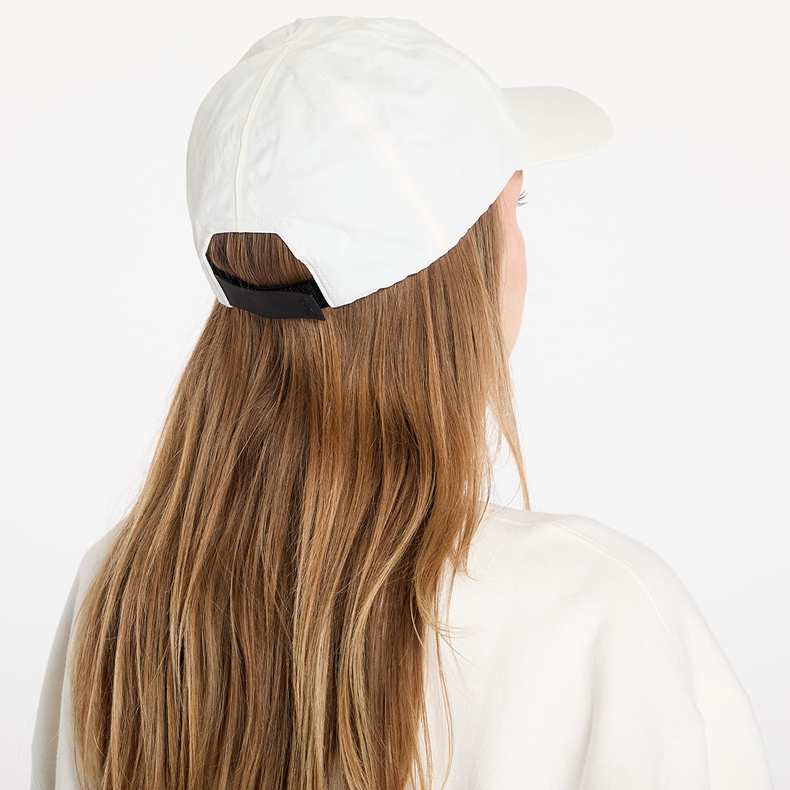 On Cap White - 1 | YEO