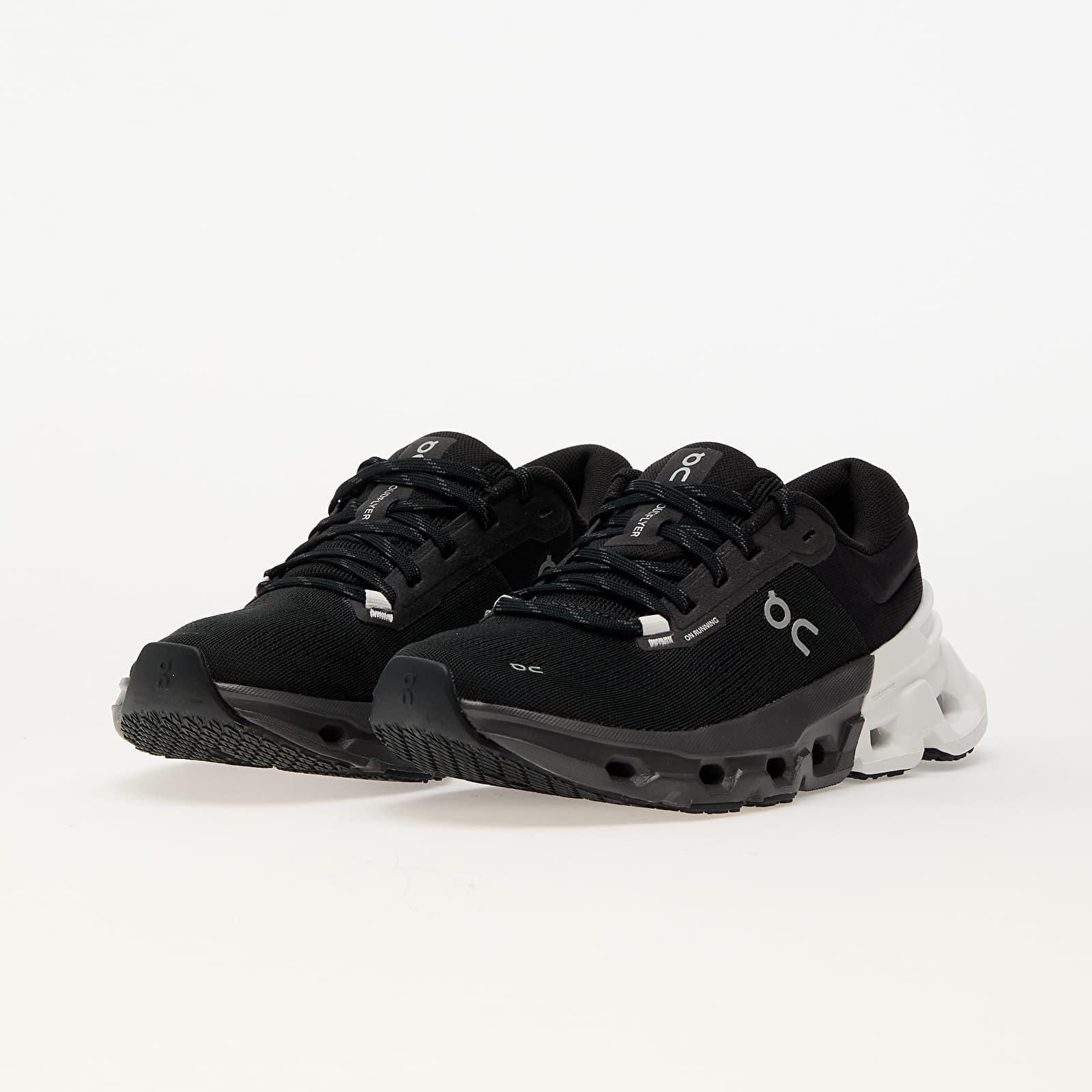 Damesko On W Cloudflyer 5 Black/ White