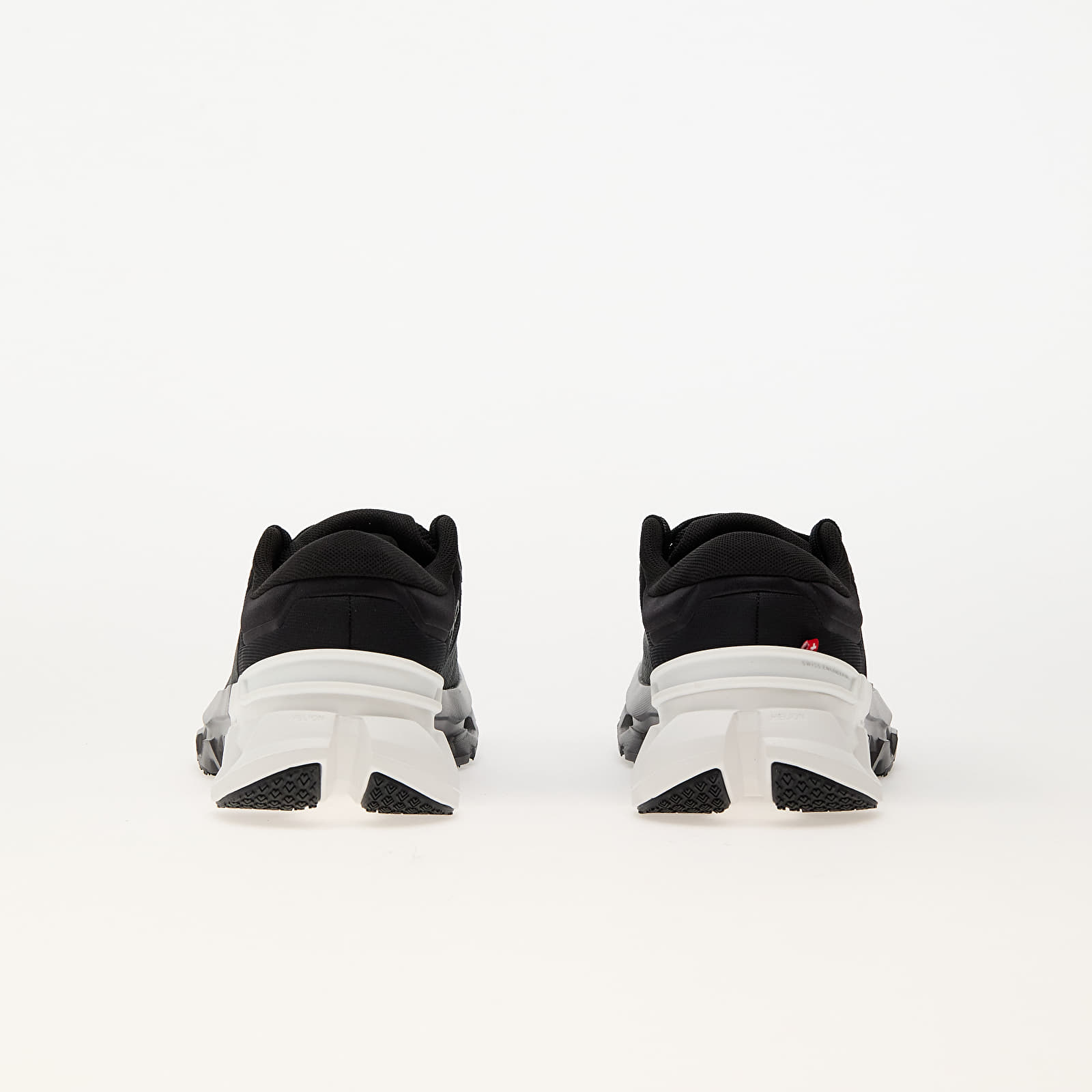 Damesko On W Cloudflyer 5 Black/ White