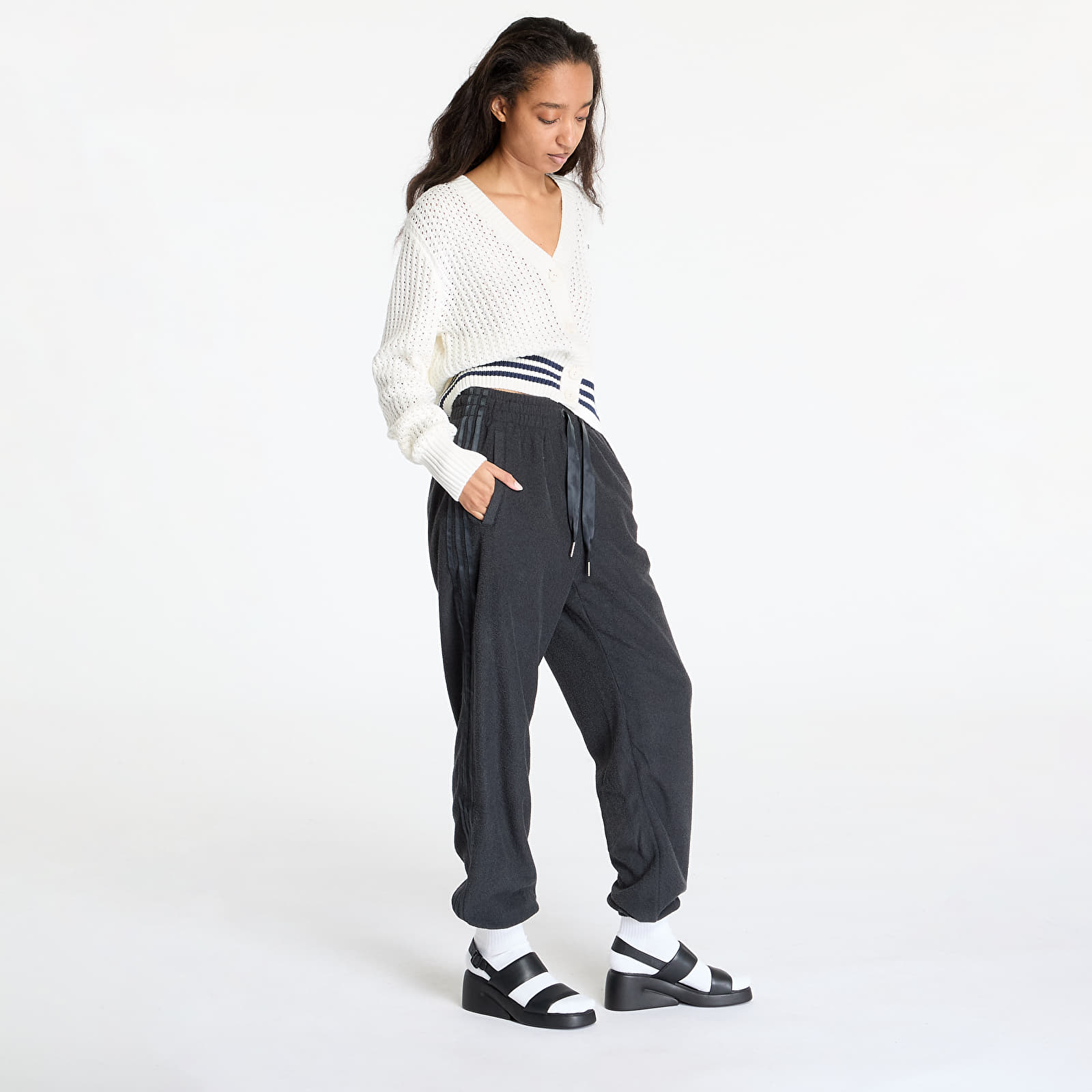 Tepláky adidas Jogger Carbon