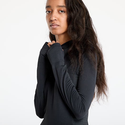 T shirt Nike ACG Delta River Women s Dri FIT ADV Base Layer Long Sleeve Top