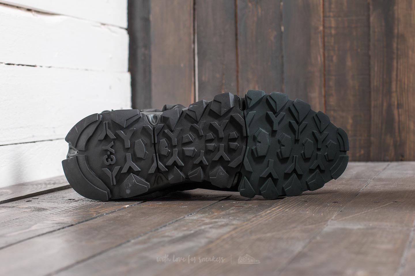 JULIUS Cotton Random Mesh Jacquard Cut & Sewn（BLACK
