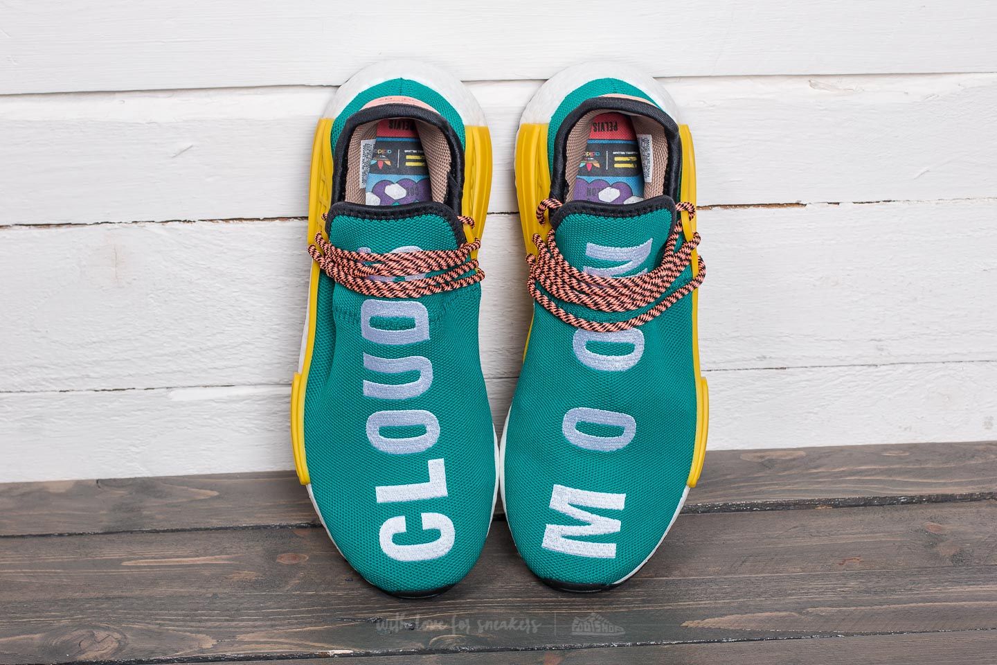 Human race sun glow outfit online