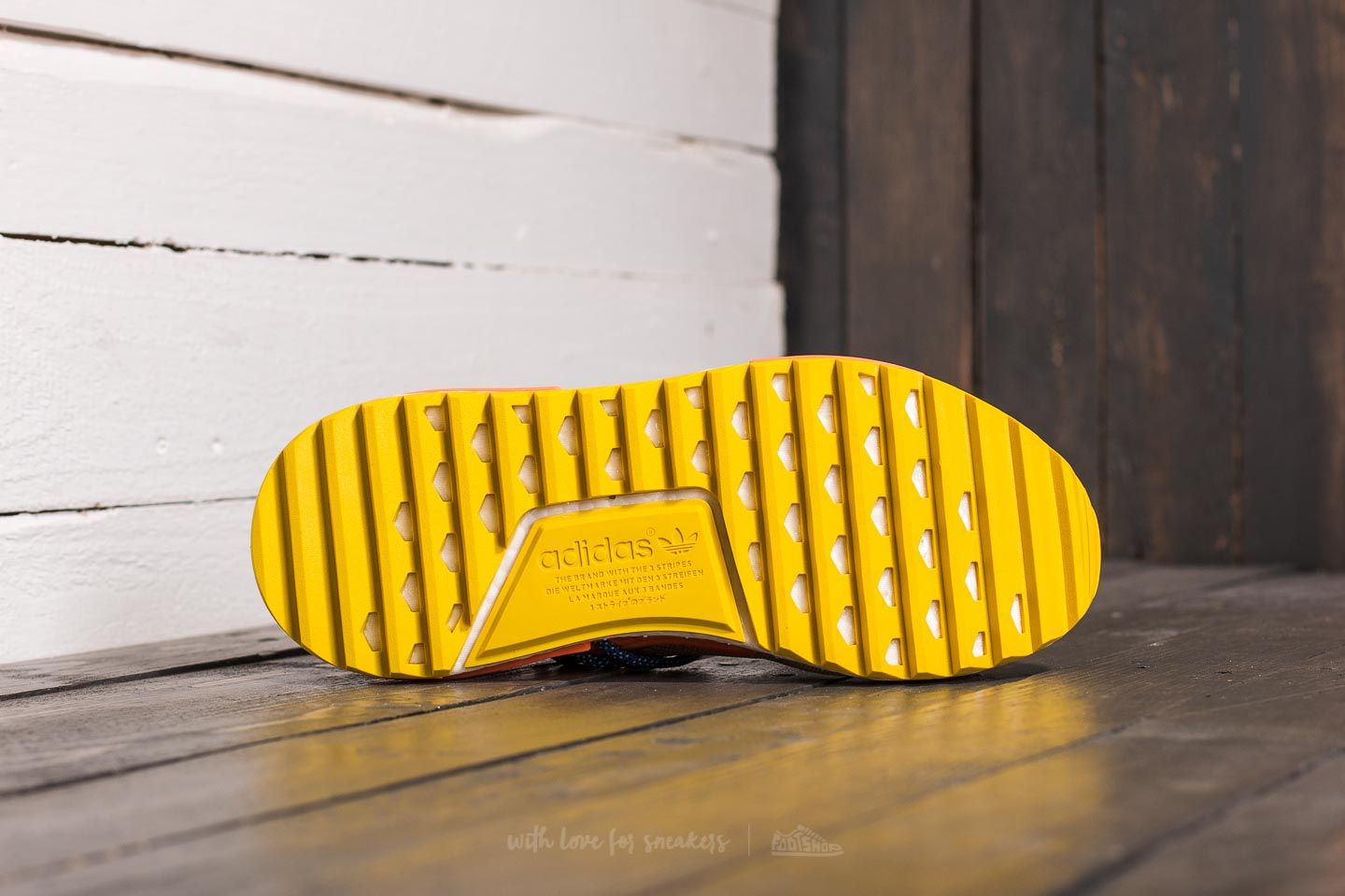 Buty męskie adidas x Pharrell Williams NMD "Hu Trail" Pale Nude/ Core Black/ Yellow