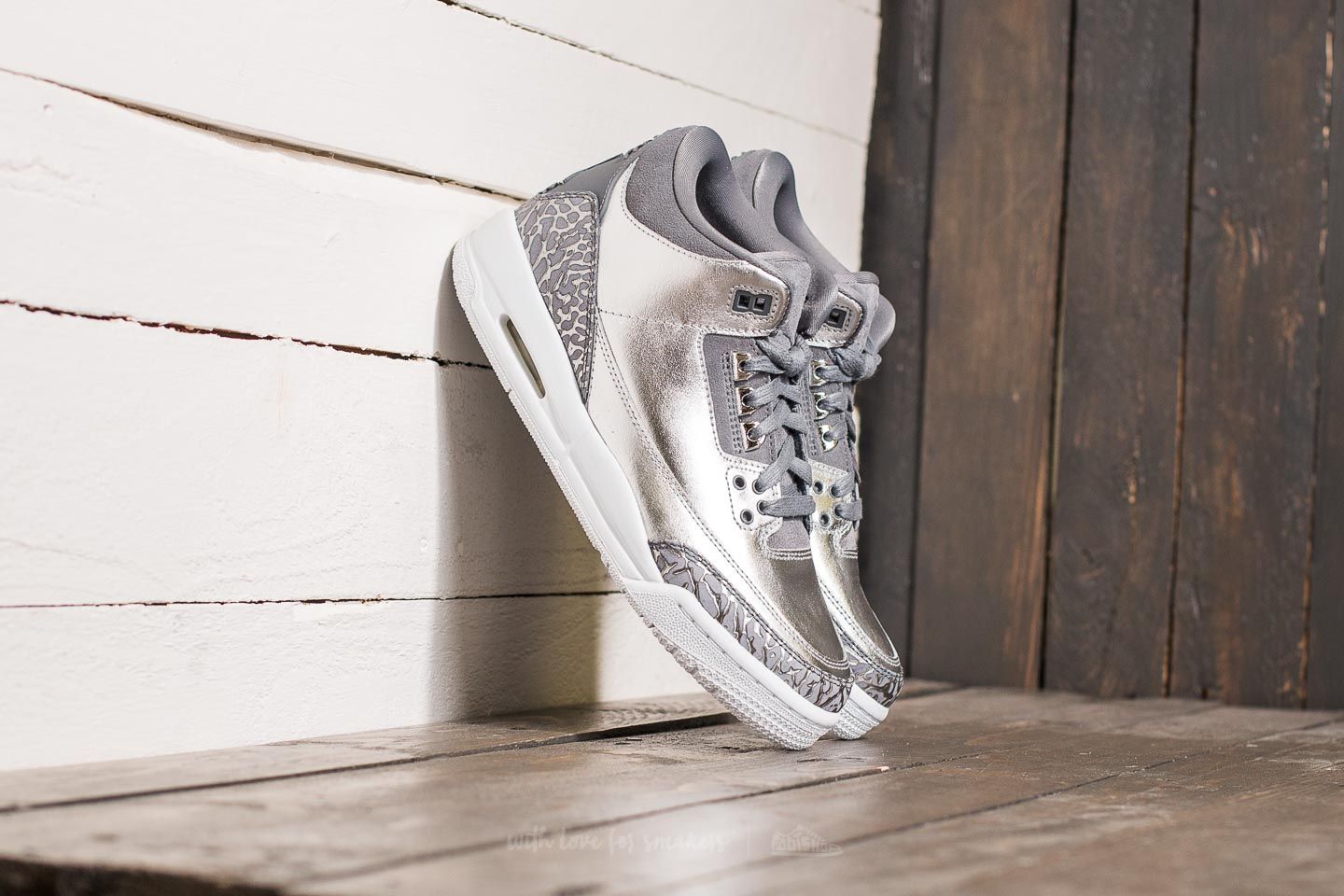 Jordan retro 3 silver store