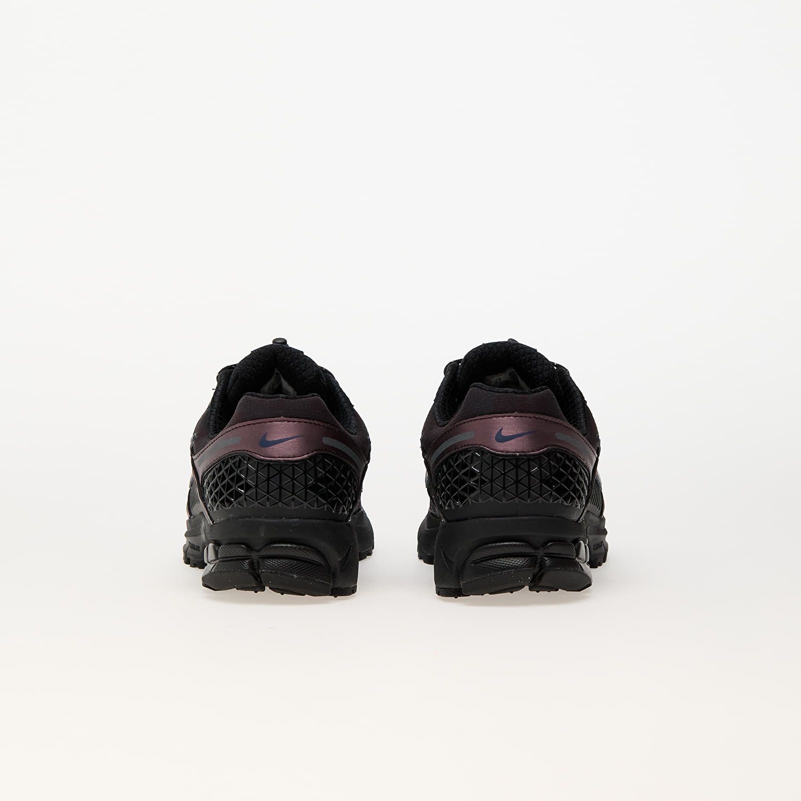 Damen Sneaker und Schuhe Nike W Zoom Vomero 5 Burgundy Crush/ Black-Midnight Navy-Black