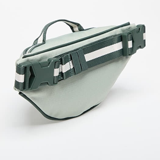 Nike fanny pack vintage shop