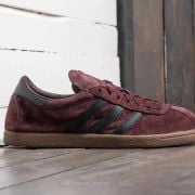 Adidas tobacco shop red night