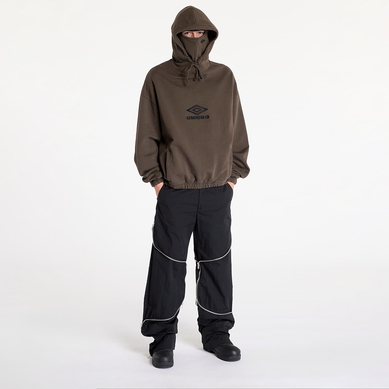 Felpe con cappuccio uomo Umbro Masked Og Logo Hoodie Dark Brown