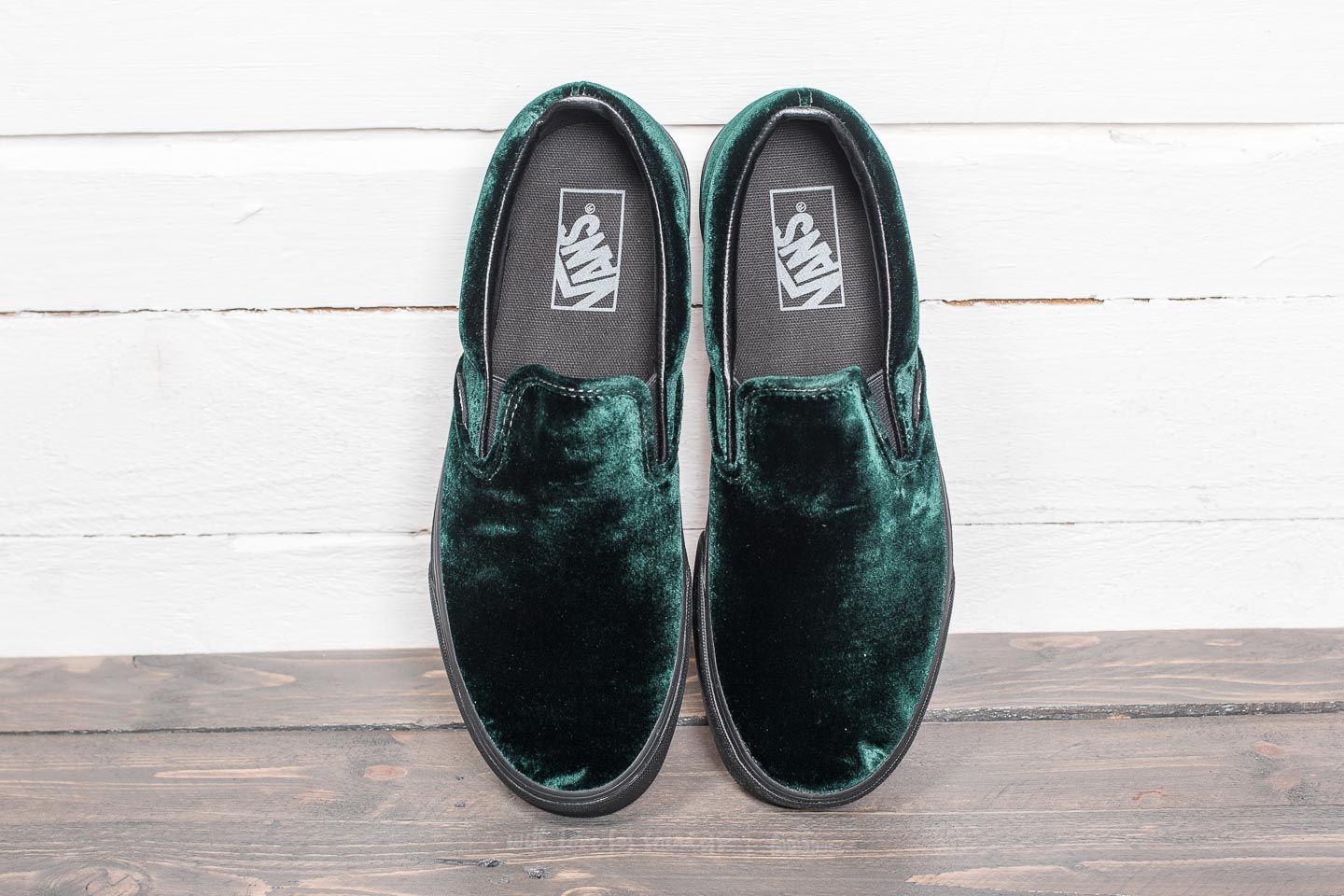 Green 2024 velvet vans