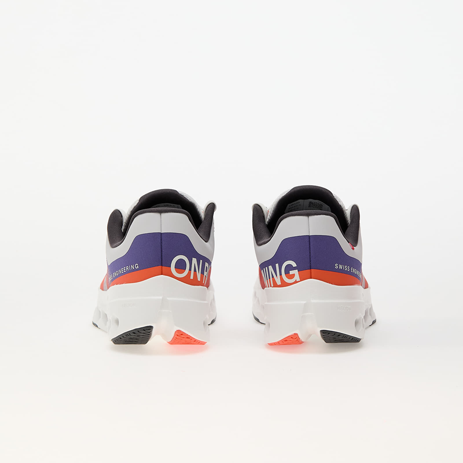 Férfi cipők On M Cloudsurfer Next White/ Flame