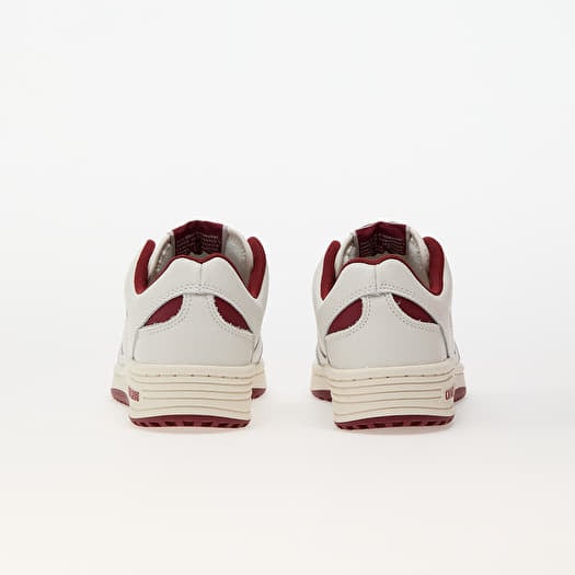 Converse Men s Weapon Low Top Leather Sneakers