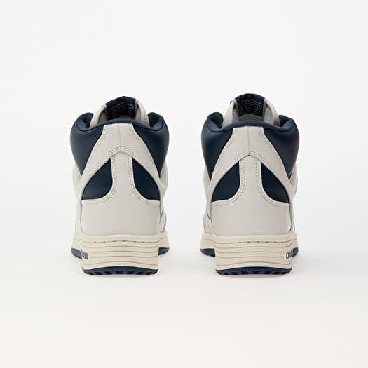 Converse Weapon Hi in White Size 10.5