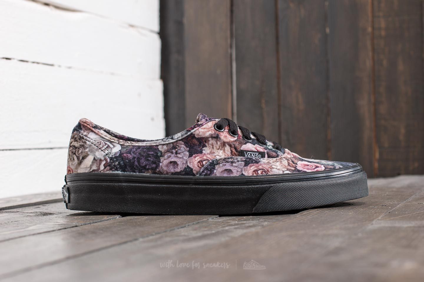 Vans 2025 velvet floral