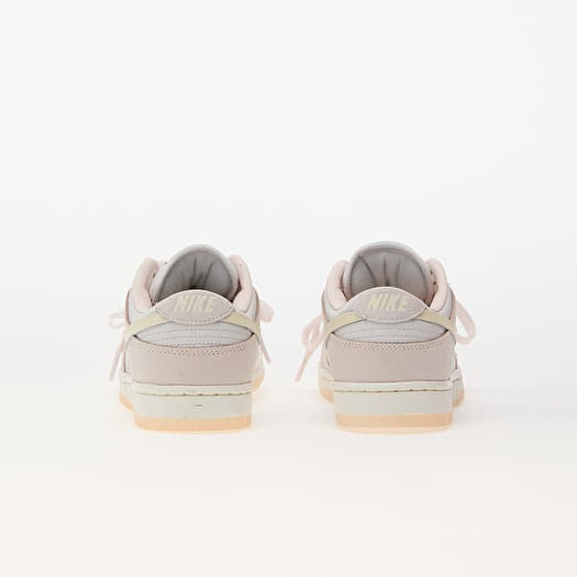 Buty damskie Nike W Dunk Low Premium Light Soft Pink