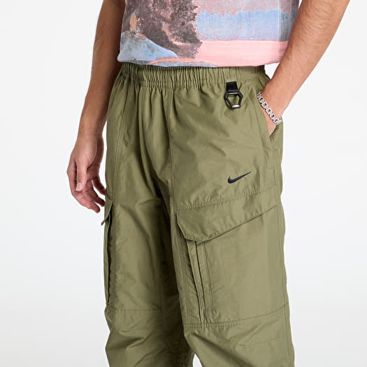 Olive nike pants hotsell
