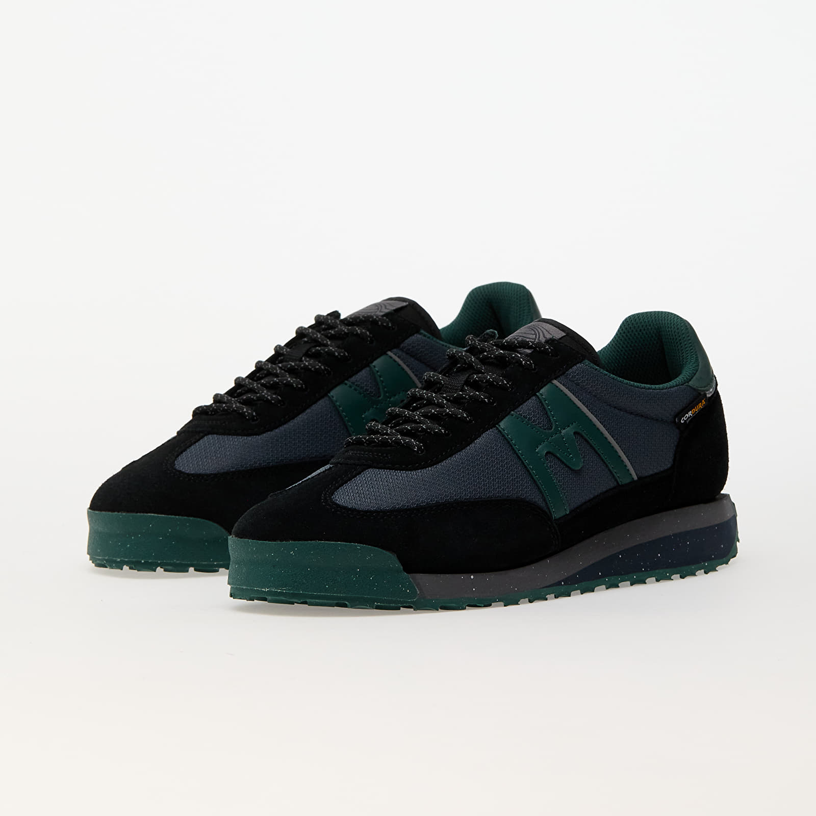Herren Sneaker und Schuhe Karhu Mestari Control Caviar/ Rain Forest