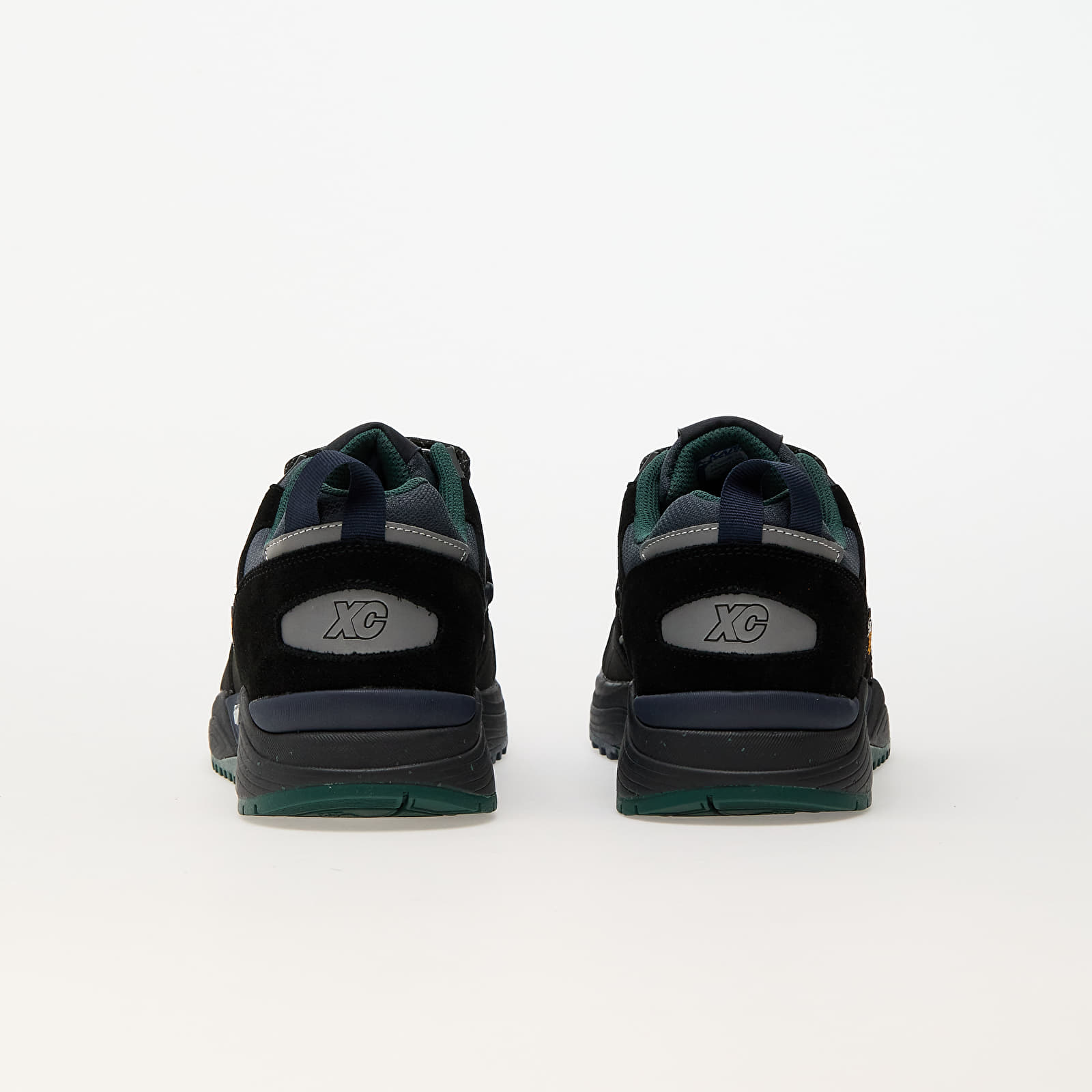 Herren Sneaker und Schuhe Karhu Fusion Xc WP Caviar/ Caviar