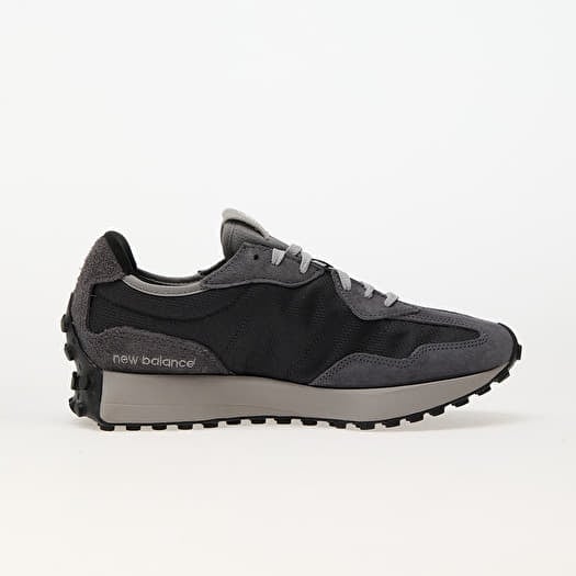 New Balance 327