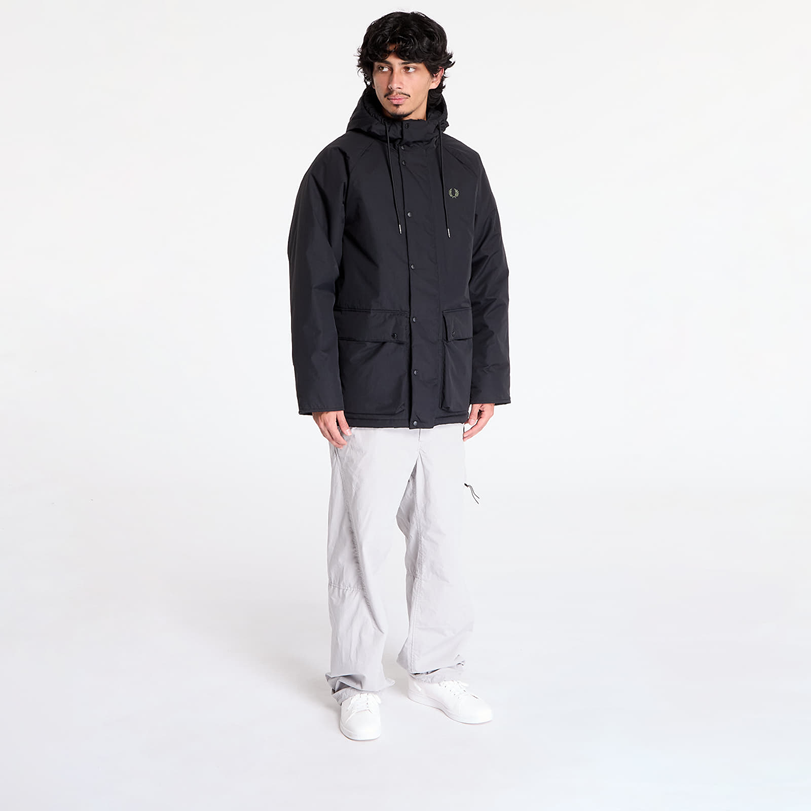 Férfi kabátok FRED PERRY Padded Zip Through Jacket Black
