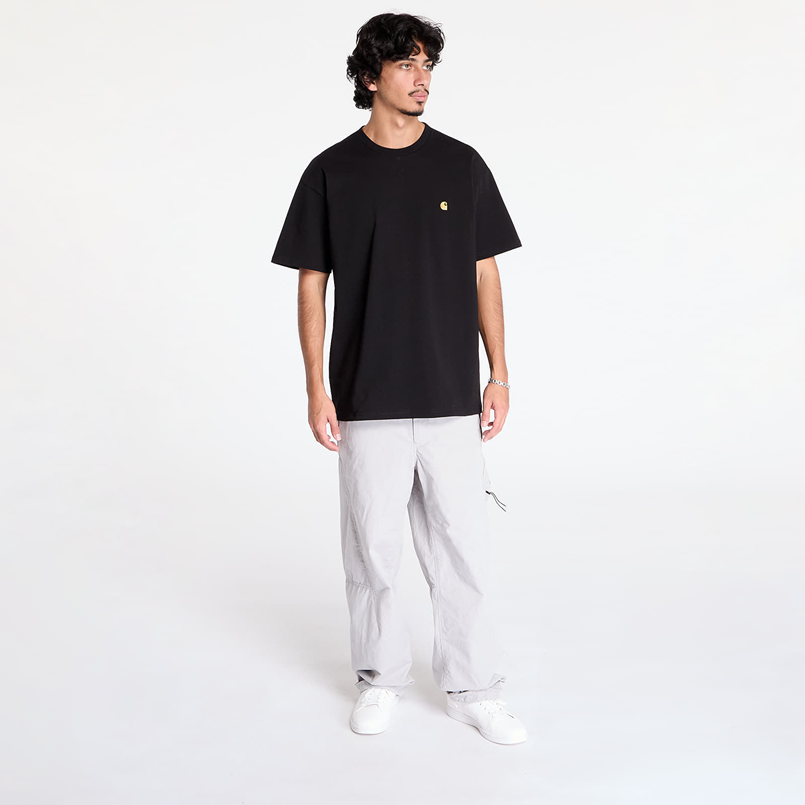 Pólók Carhartt WIP S/S Chase T-Shirt Black/ Gold