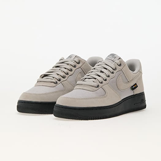 Nike Air Force 1 07