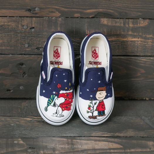 Vans x Peanuts Classic Slip on