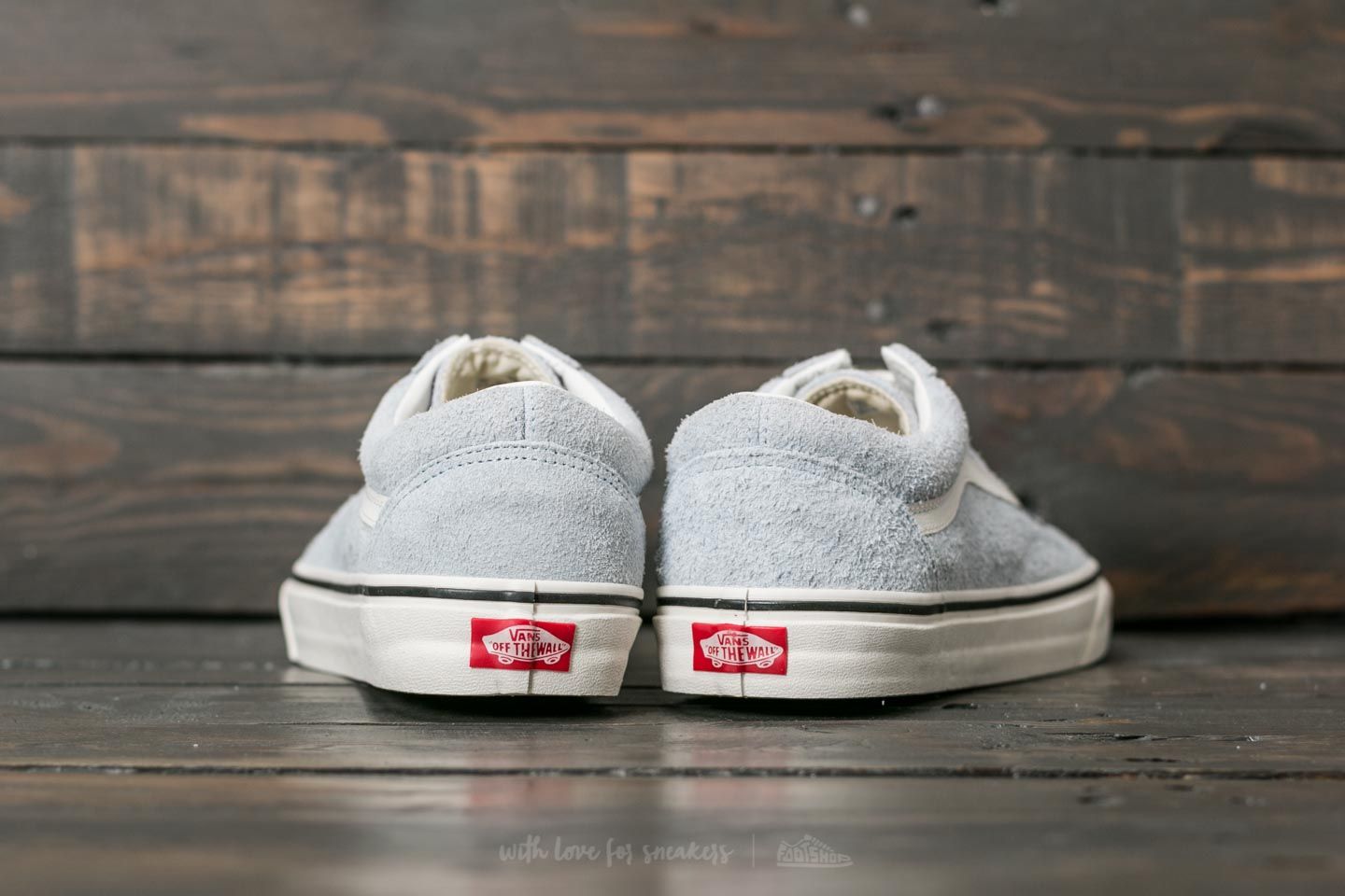 Vans fuzzy 2025 suede old skool