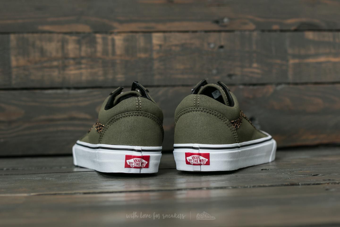Army green vans old skool outlet