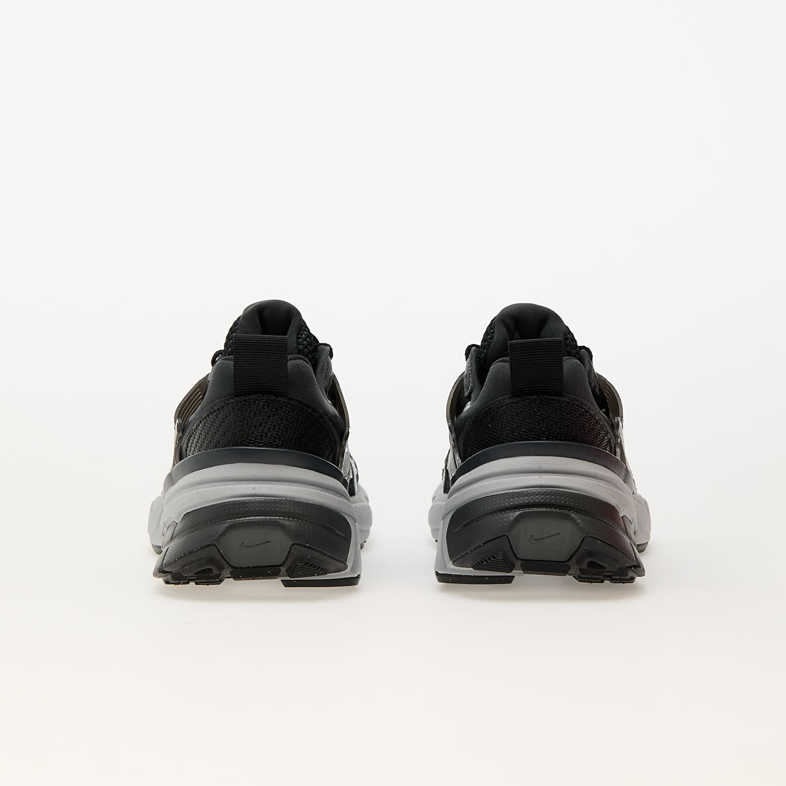 Frauen Nike W V2K Run Black/ Metallic Silver-Anthracite