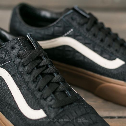 Crocodile vans outlet