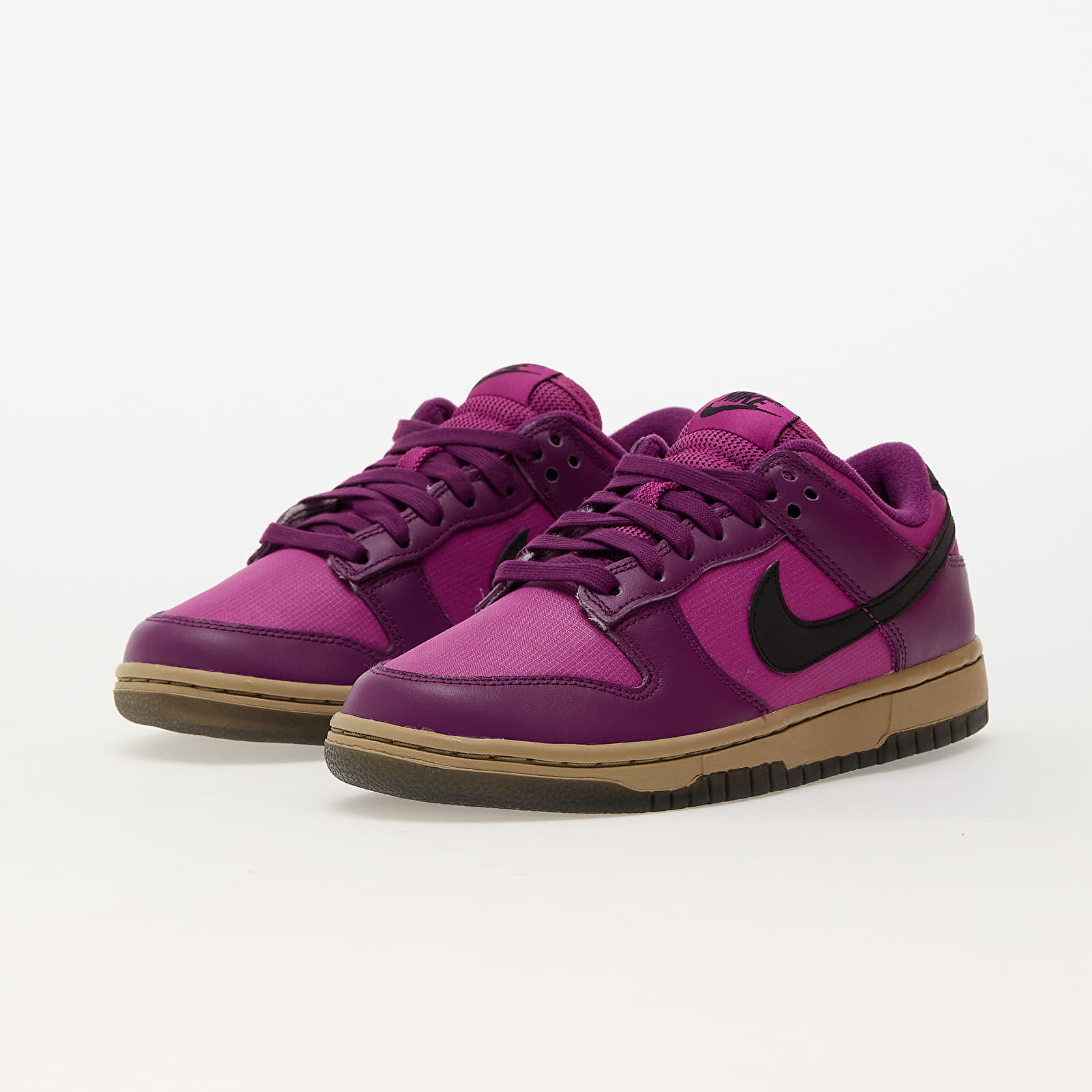 Кросівки Nike W Dunk Low Viotech/ Black-Hot Fuchsia-Khaki EUR 42