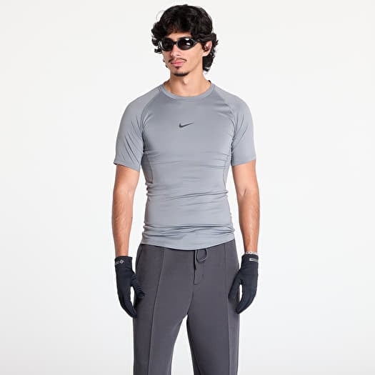 Majica Nike Pro Men's Dri-FIT Tight Short-Sleeve Fitness Top Smoke Grey/ Black