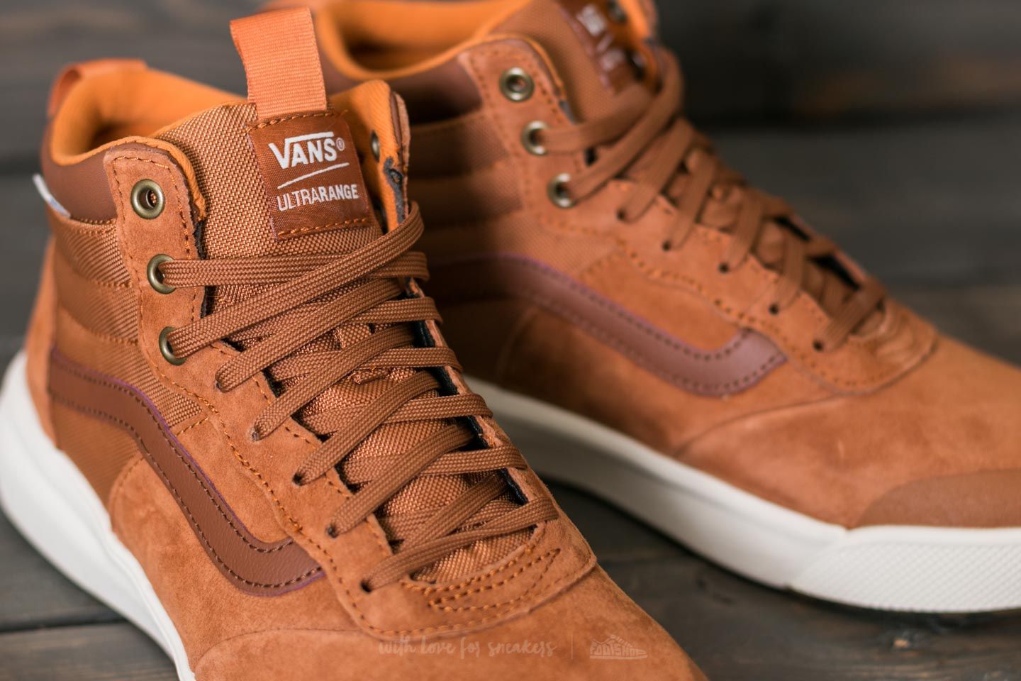 Vans ultrarange hi mte 2025 glazed ginger mens shoes