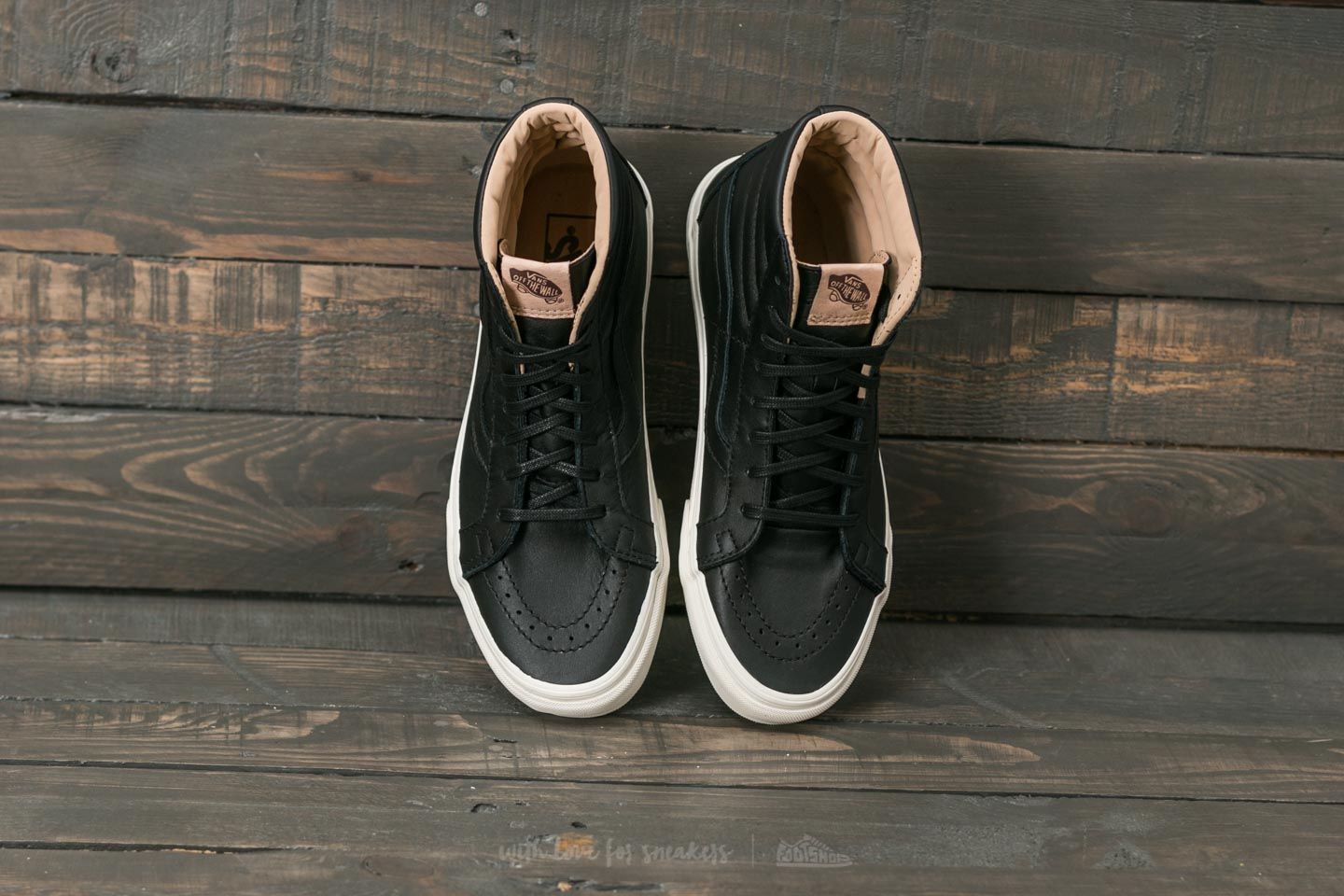 Sk8 hi black on sale leather