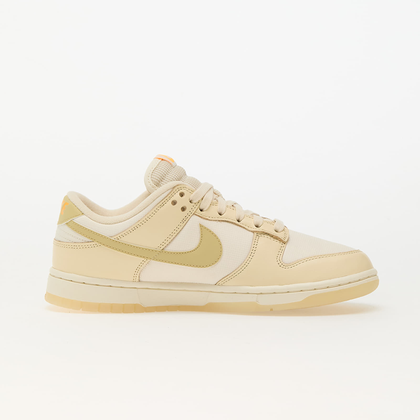 Кросівки Nike W Dunk Low Muslin/ Team Gold-Pale Ivory-Laser Orange EUR 42