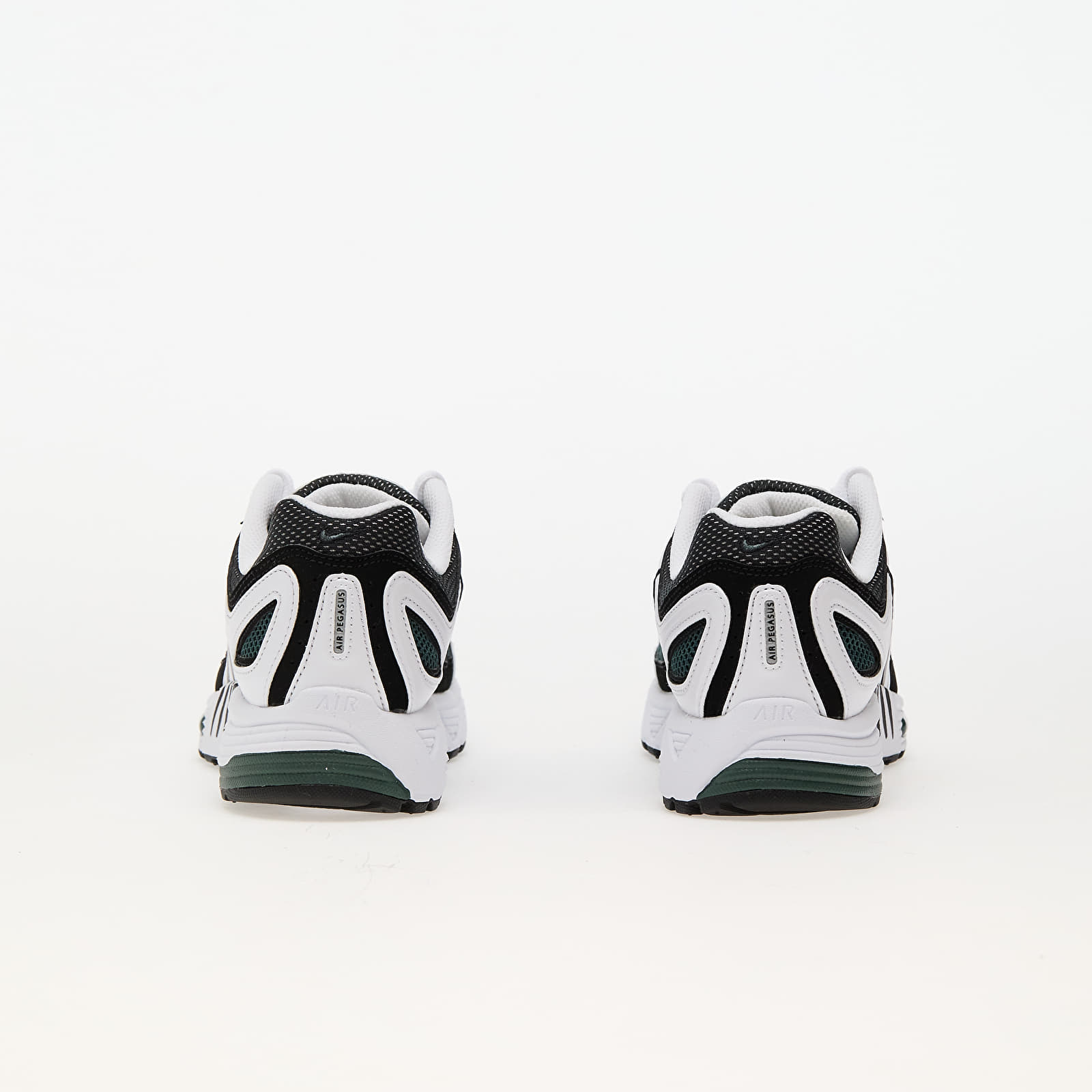 Дамски кецове и обувки Nike W Air Pegasus 2005 White/ Vintage Green-Black