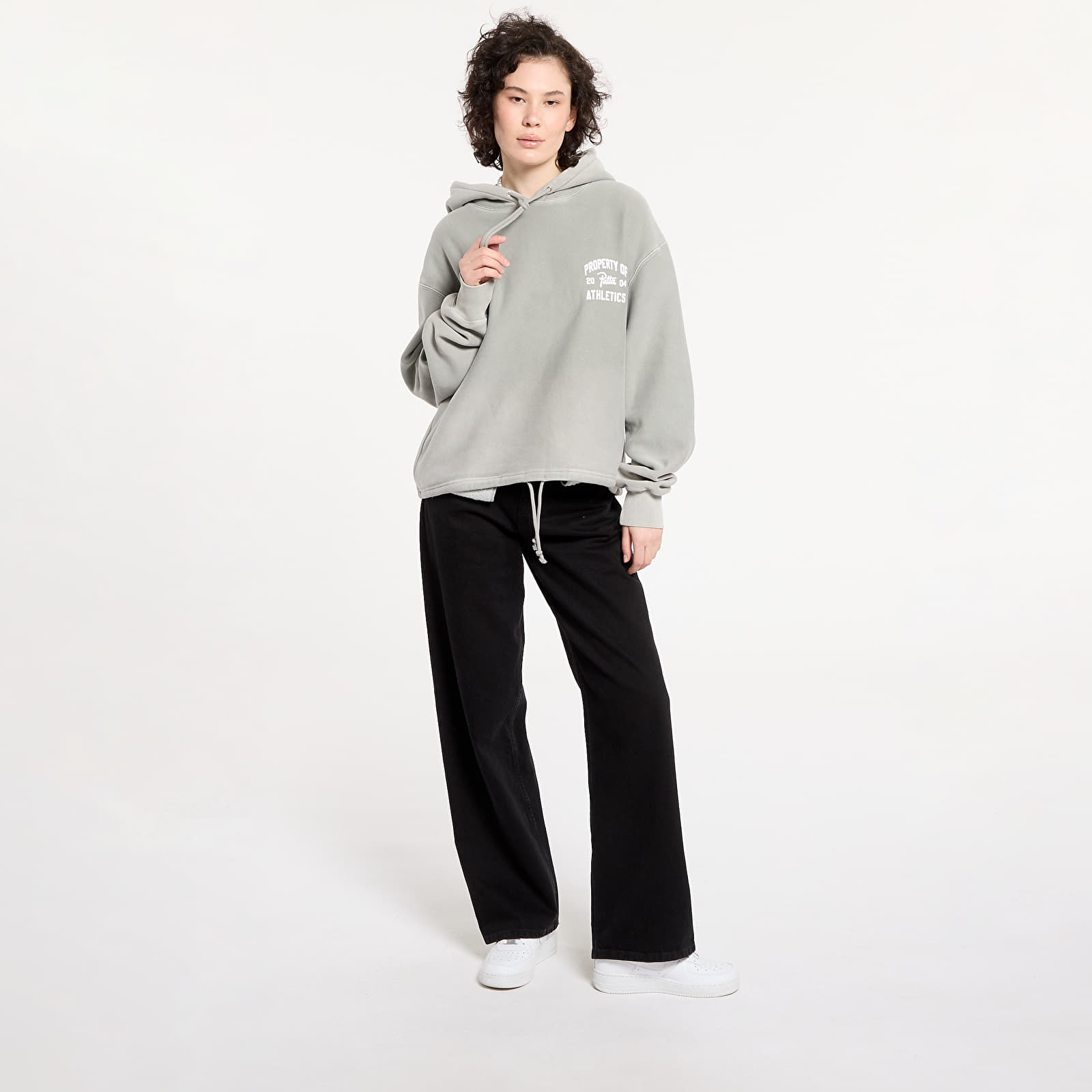 Kapucnis pulóverek és pulcsik Patta Athletic Drawcord Hooded Sweater UNISEX Limestone