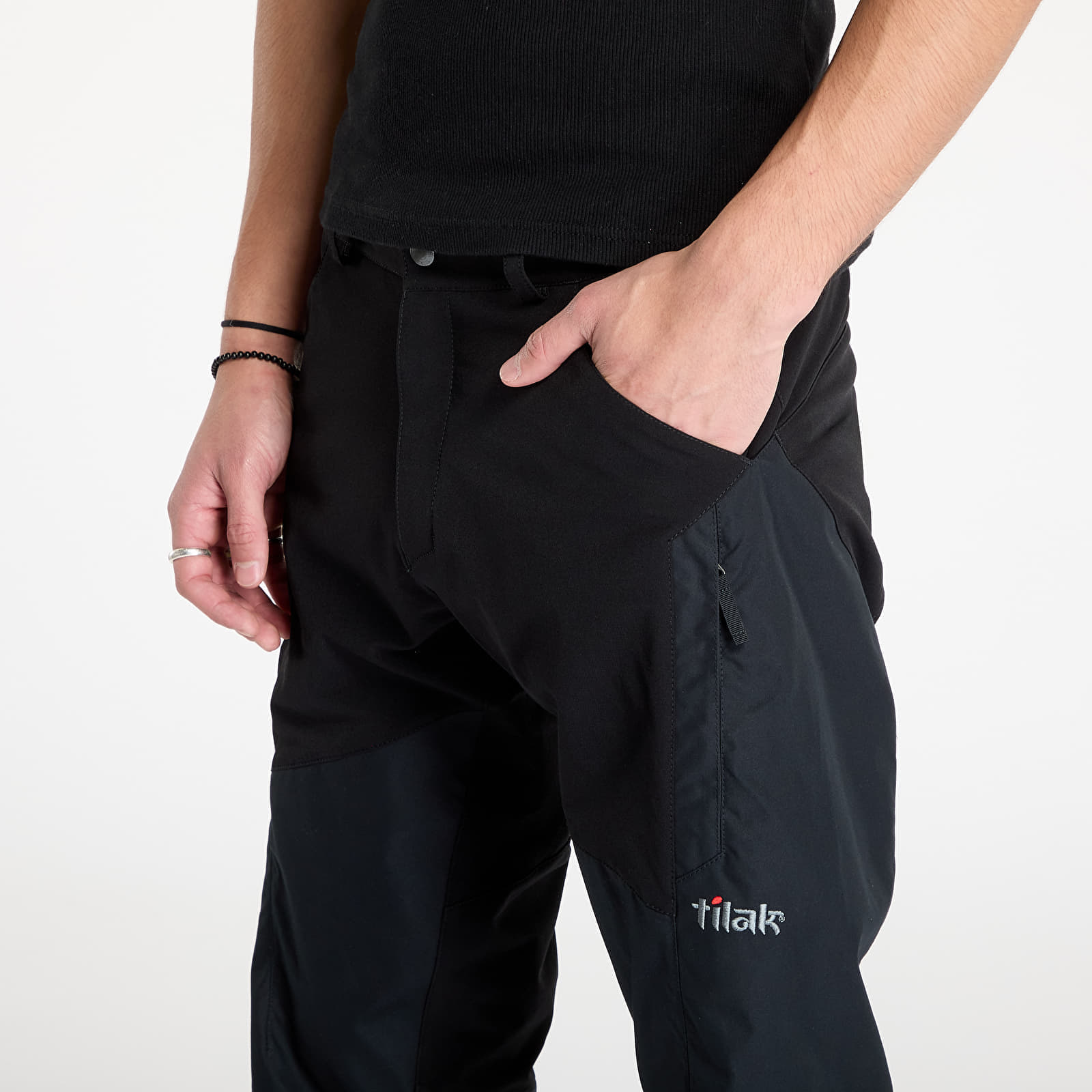 Pantaloni Tilak Lofoten Pants Black/ Black - 1 | YEO