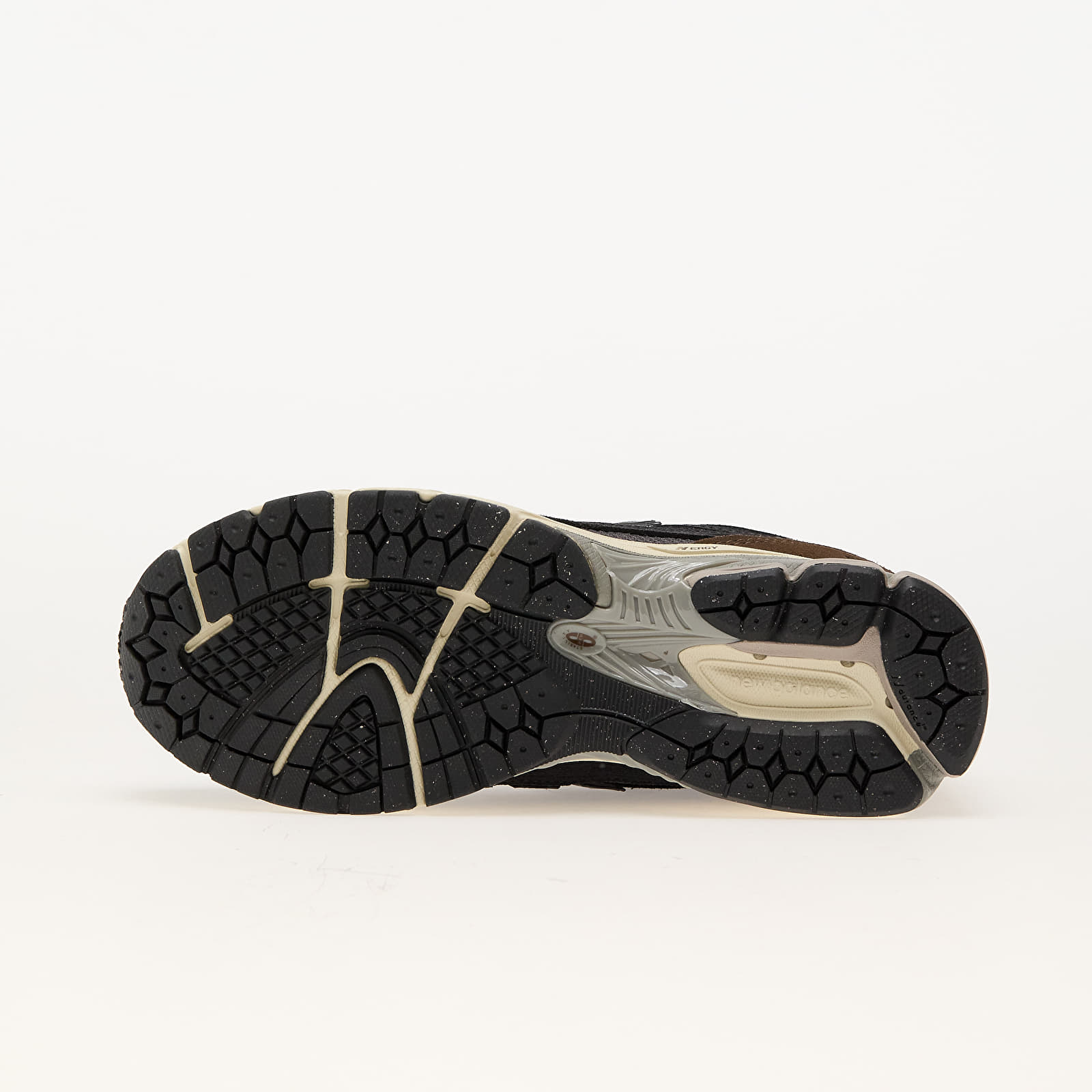 Chaussures et baskets homme New Balance 1906 Phantom