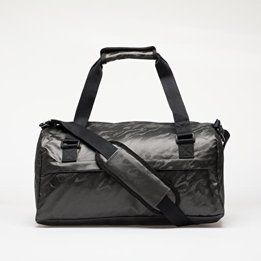 nike pro duffle bag